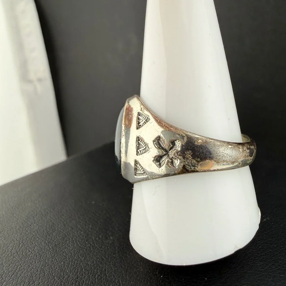 Vintage Abalone Ring Silver Tone Oval Green Blue Signet Sz 10.5 READ